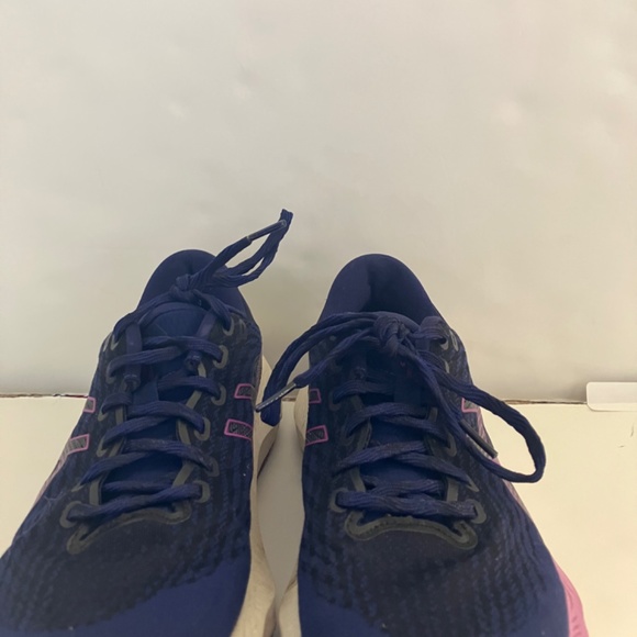 Women’s Asics size 9.5 flytefoam running shoes ( runs small fits a 8.5 - Picture 3 of 5